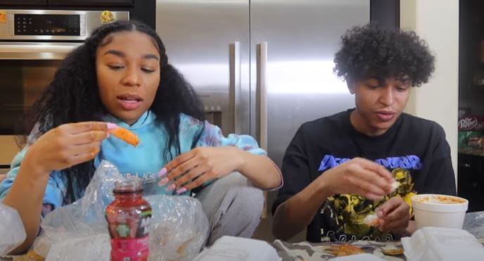Koraun Mayweather and his sister Jirah doing seafood Mukbang video for YouTube channel of Jirah.